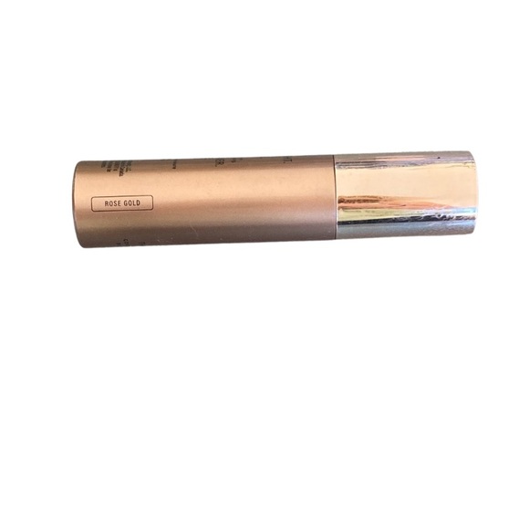 JLo Beauty Complexion Booster in Rose Gold - Picture 4 of 4